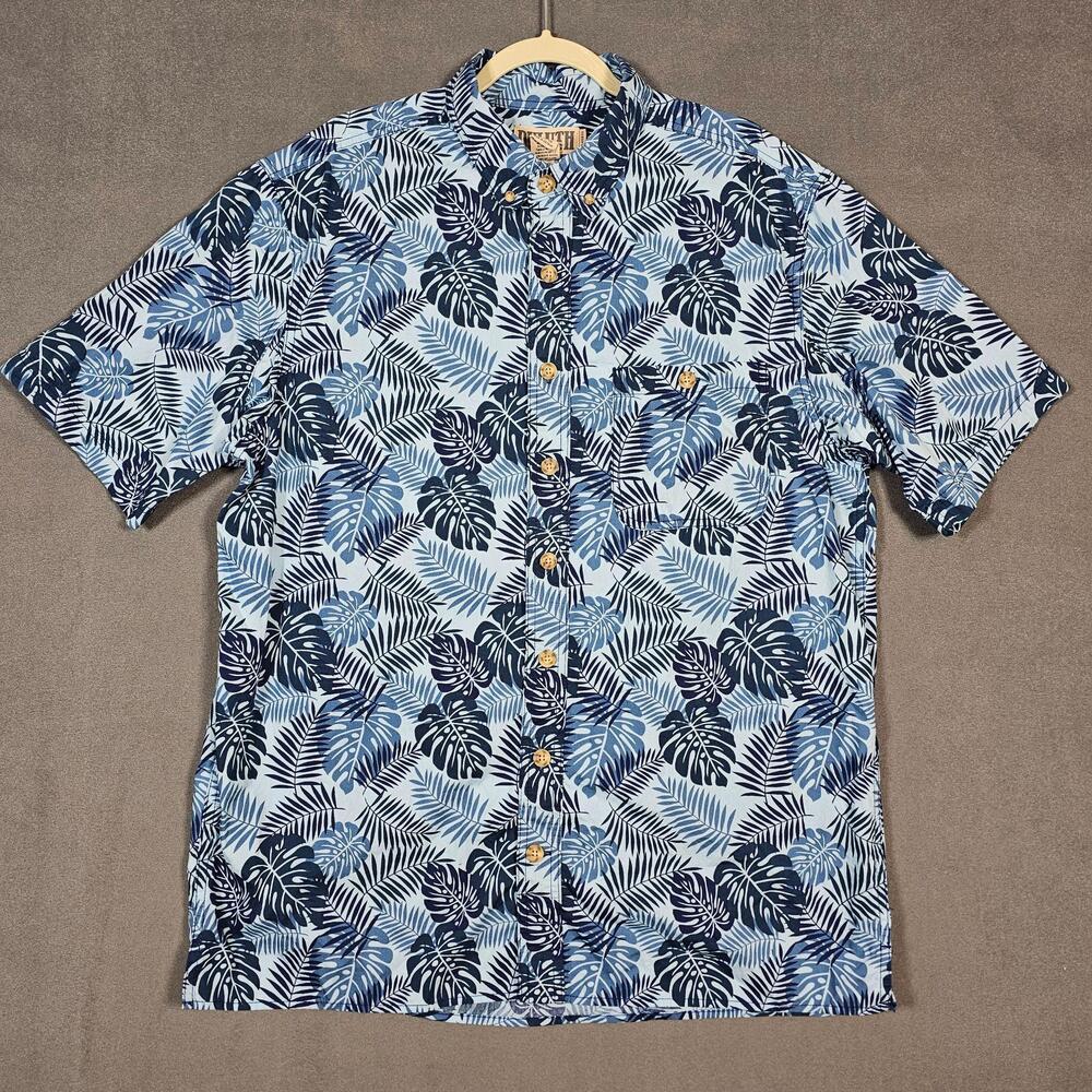 Duluth Trading Shirt Mens LT Blue Hawaiian Short Sleeve Button Up Relaxed Fit
